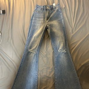 Refuge Austin Blue Wide Leg Jeans